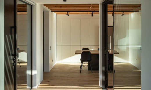 Evans Residence - glass sliding doors